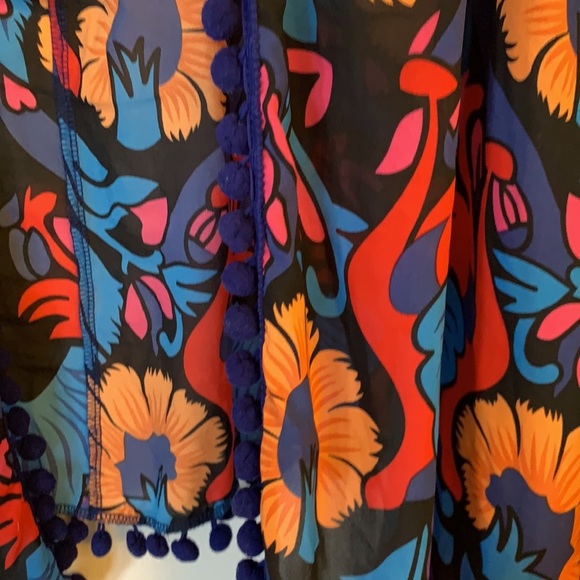 Floral shawl - beautiful ornate print, OS - Picture 5 of 5